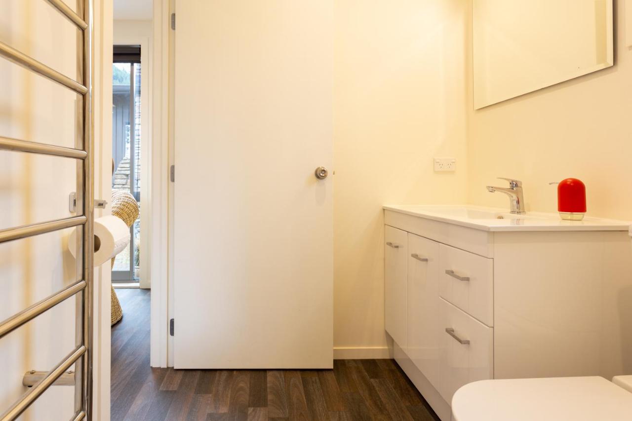 Classy Cabin - In Town - Spa Pool Куийнстаун Екстериор снимка